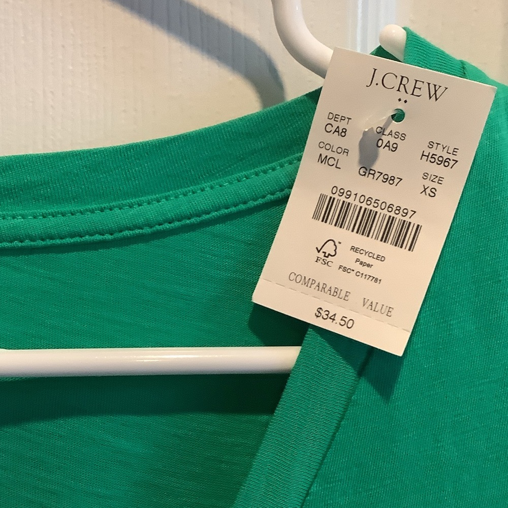 J. Crew‎ Vibrant Green V-Neck Short Sleeve Tee - Picture 3 of 6